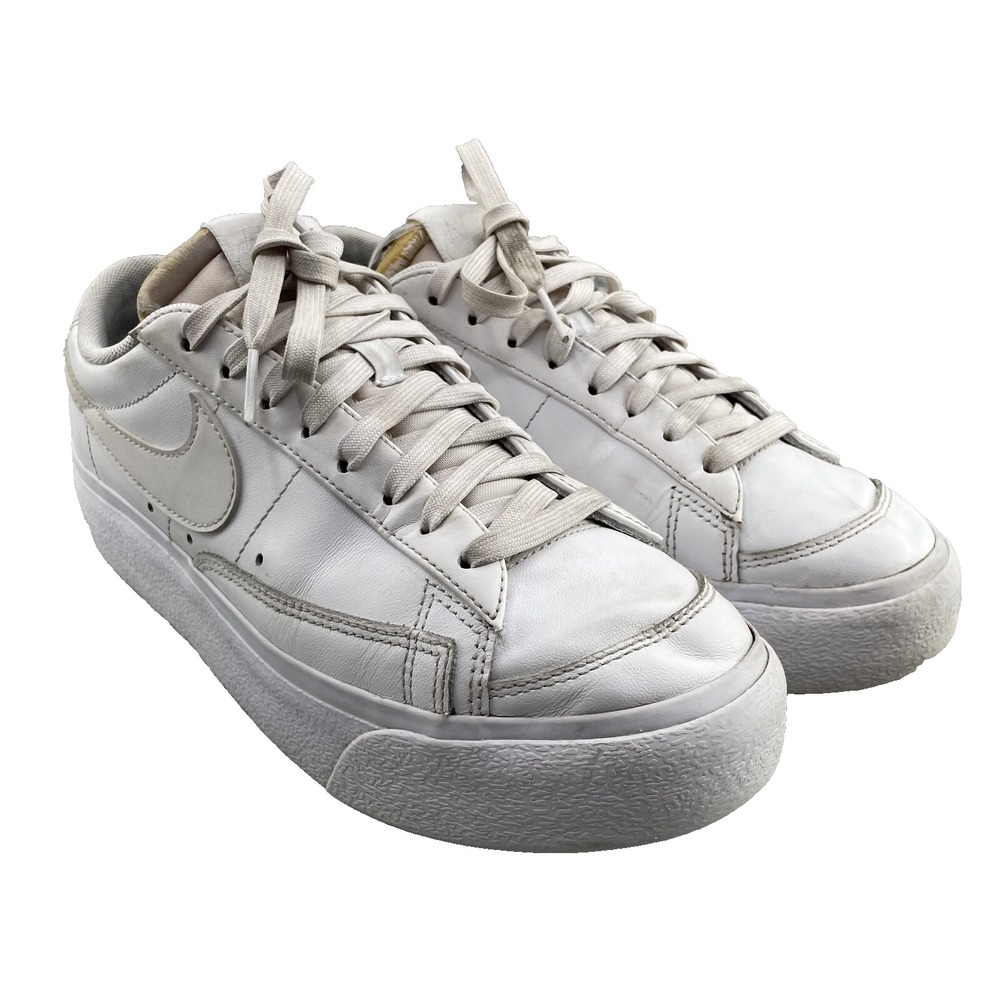 Nike Blazer Shoe Women's 8.5 White Low Platform Sneaker Streetwear Travel Preppy
